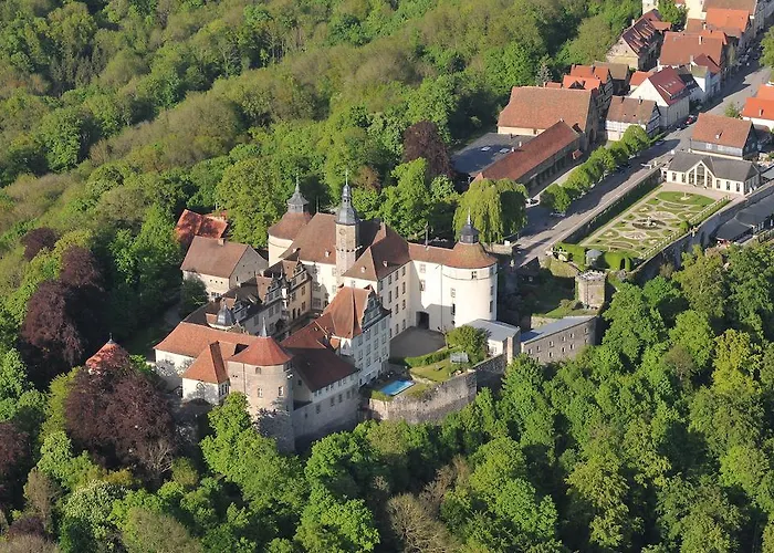 Ośrodek wypoczynkowy Mawell 4*